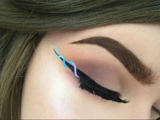 helix-eyeliner-is-the-new-eye-makeup-trend-that-is-blowing-our-minds