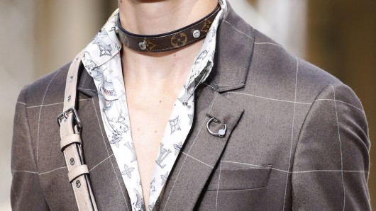 Louis Vuitton's Men's Spring 2017 Chokers – The Hollywood Reporter